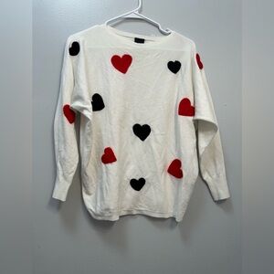 Stylish Heart Patterned Sweater